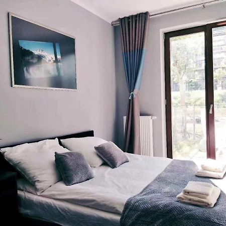 Near Airport Cybernetyki Inn Warsaw Ngoại thất bức ảnh