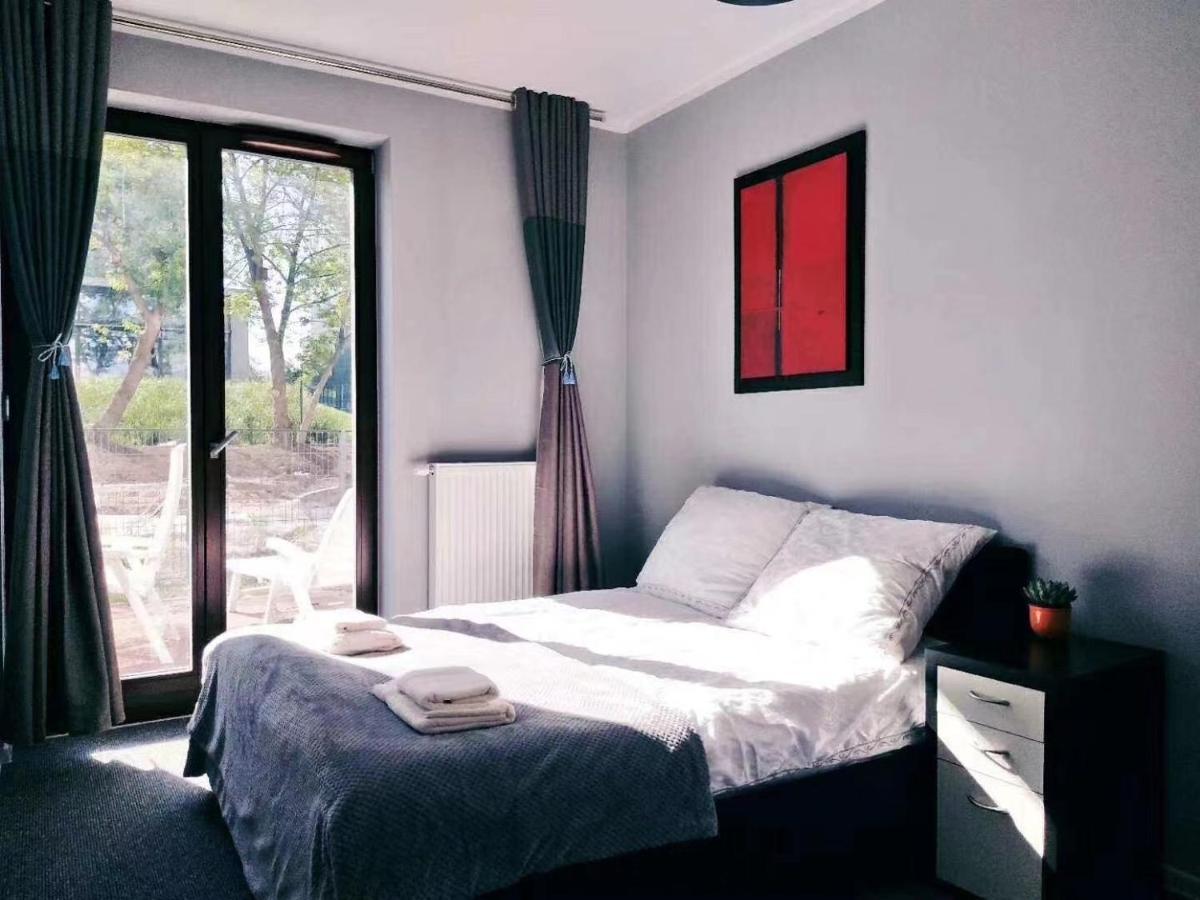Near Airport Cybernetyki Inn Warsaw Ngoại thất bức ảnh