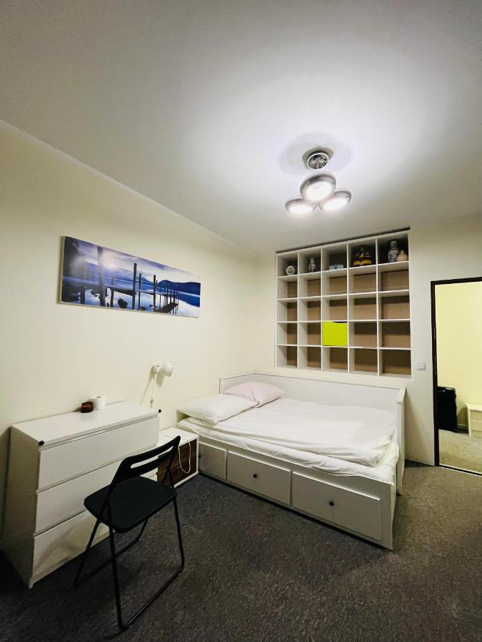 Near Airport Cybernetyki Inn Warsaw Ngoại thất bức ảnh